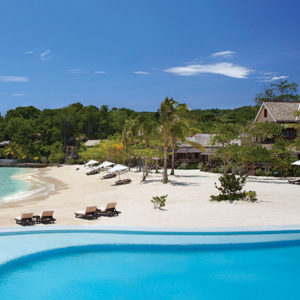 featured-top10-historic-hotels-goldeneye